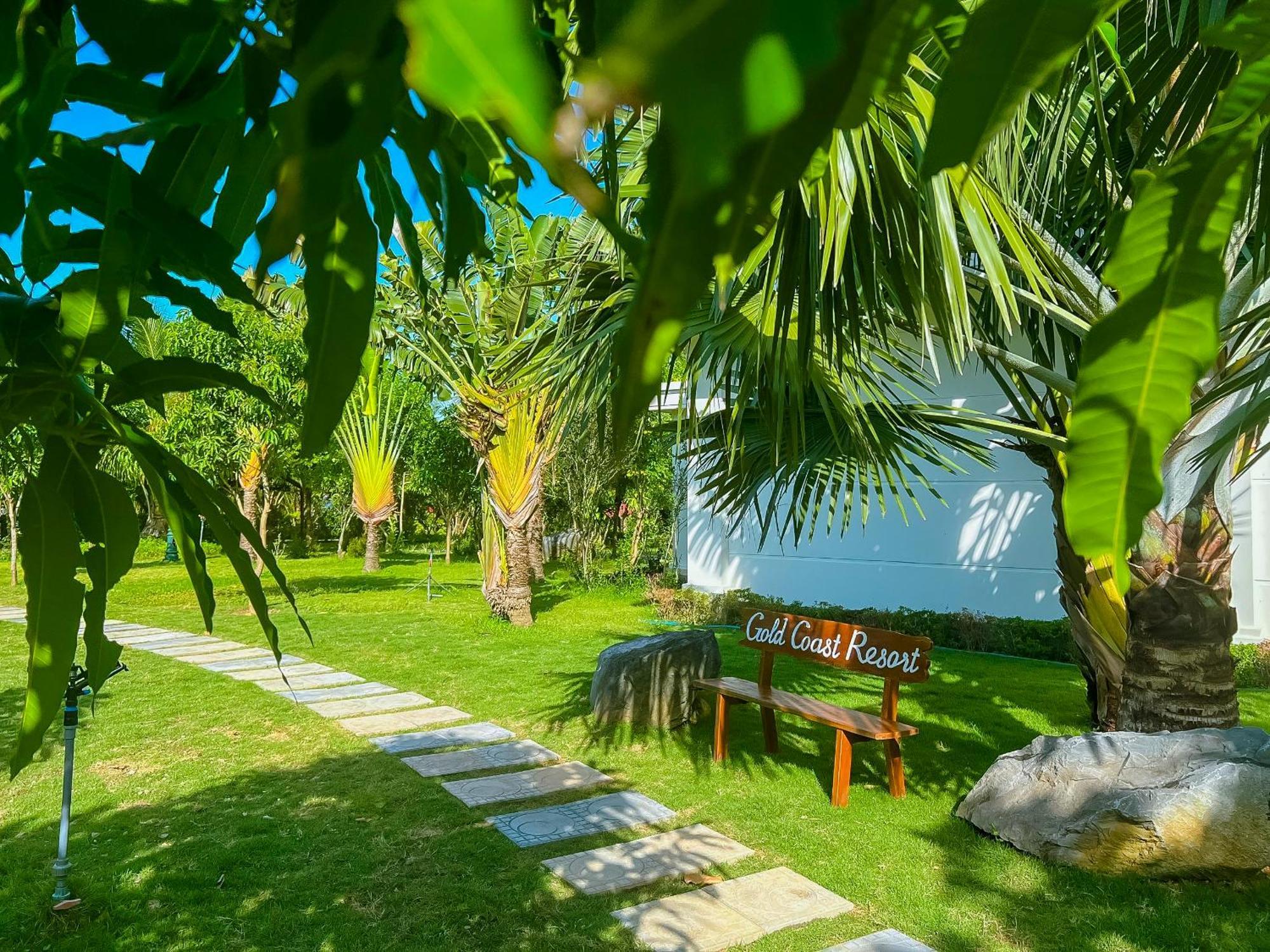 Gold Coast Hotel Resort & Spa Dong Hoi Exterior photo